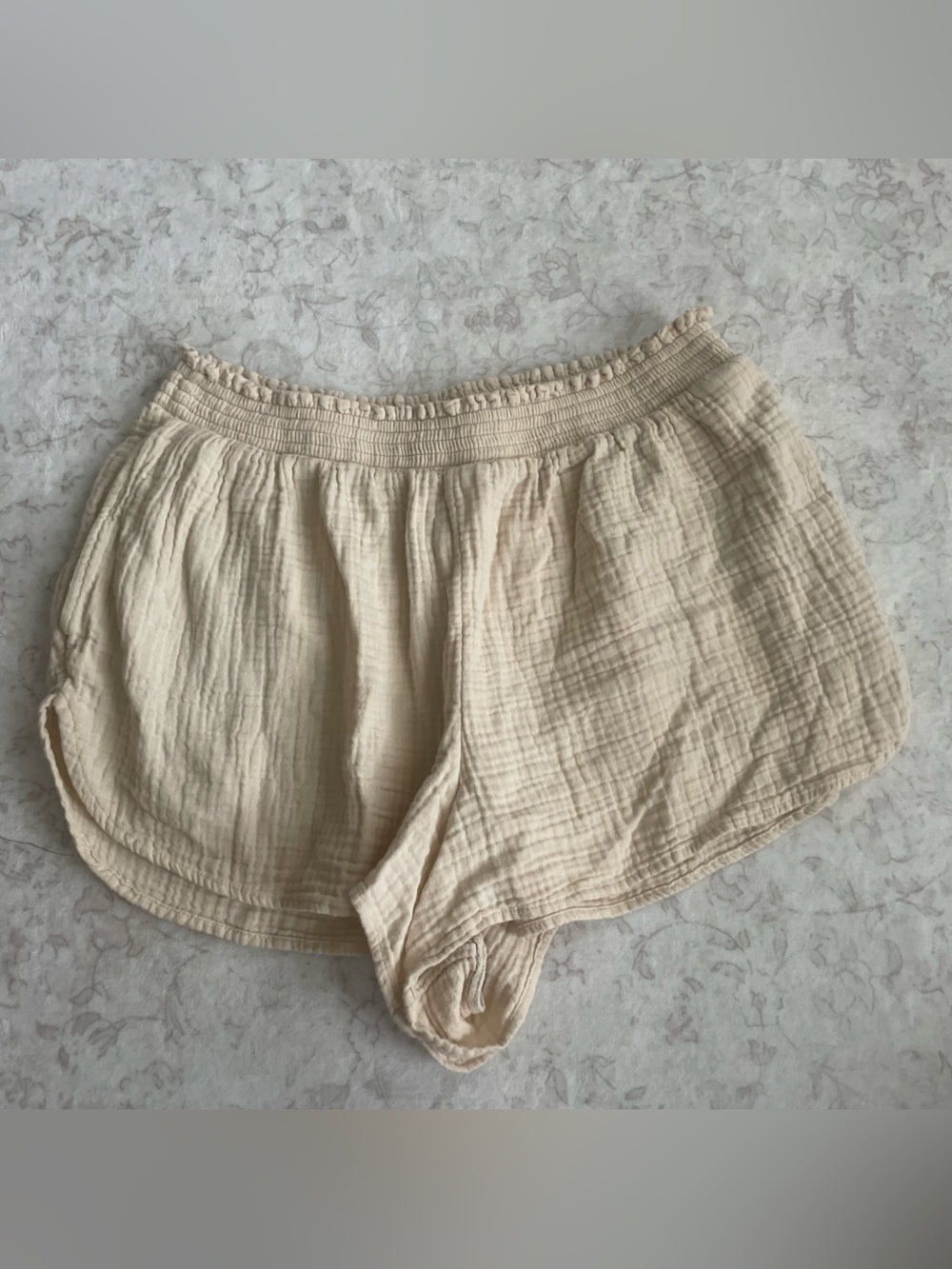 aerie Cream Gauze Elastic Waist Shorts
